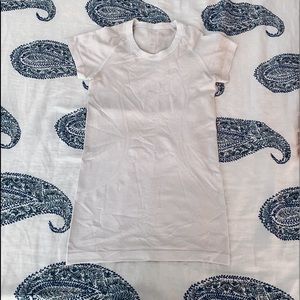 Lululemon swifty tech t shirt